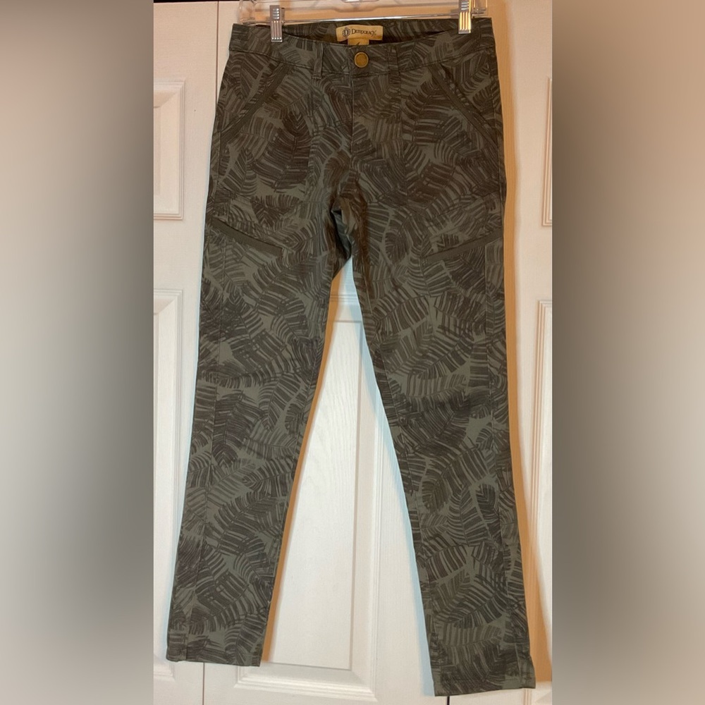 Democracy Oliverio Green Fern Pants Size 4 Flex-ellent